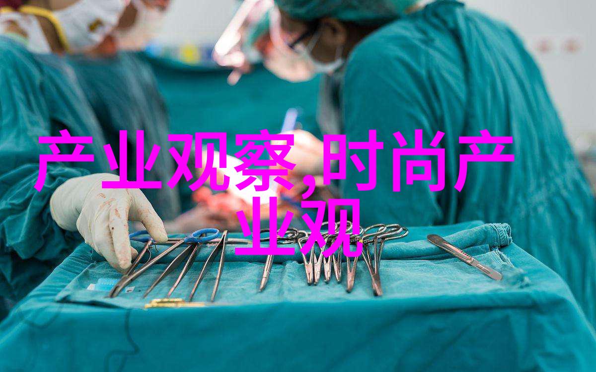 OL挚爱优雅长卷发DIY揭秘初学美发的绝妙诀窍