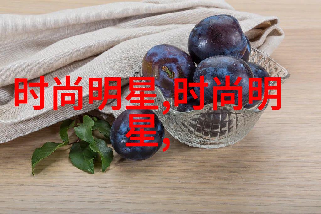 新手学化妆教程哺乳期涂口红秘诀宝宝安全指南
