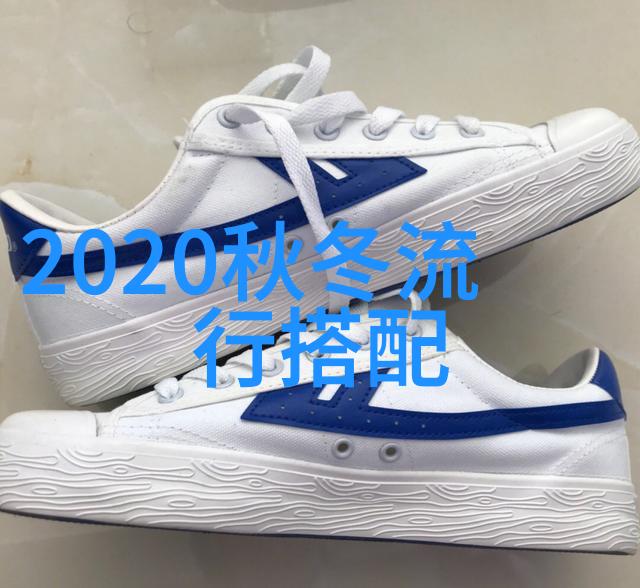 2021年冬季流行什么衣服戴上这款苍焰库克Rado瑞士雷达表硬核时尚一整季