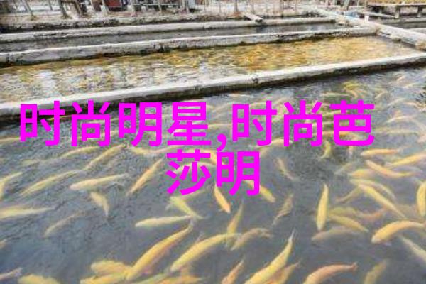 小姐姐温柔捏抱小兔子可爱的宠物生活