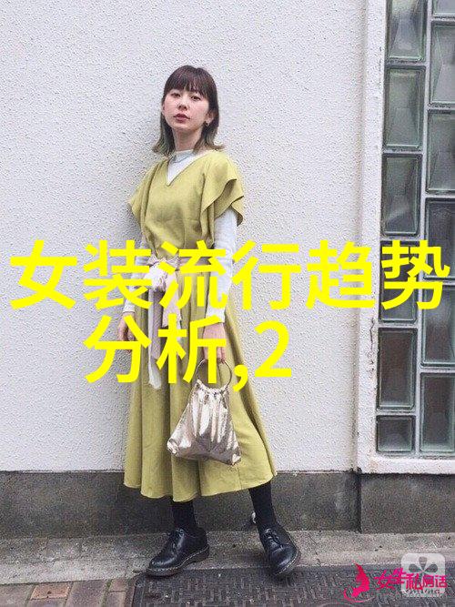 在自然的氛围中探索化妆培训班费用揭秘一般全额花费