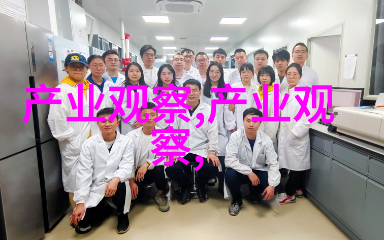 2021春夏时尚风向色彩对比自然纹理与复古元素的融合大势